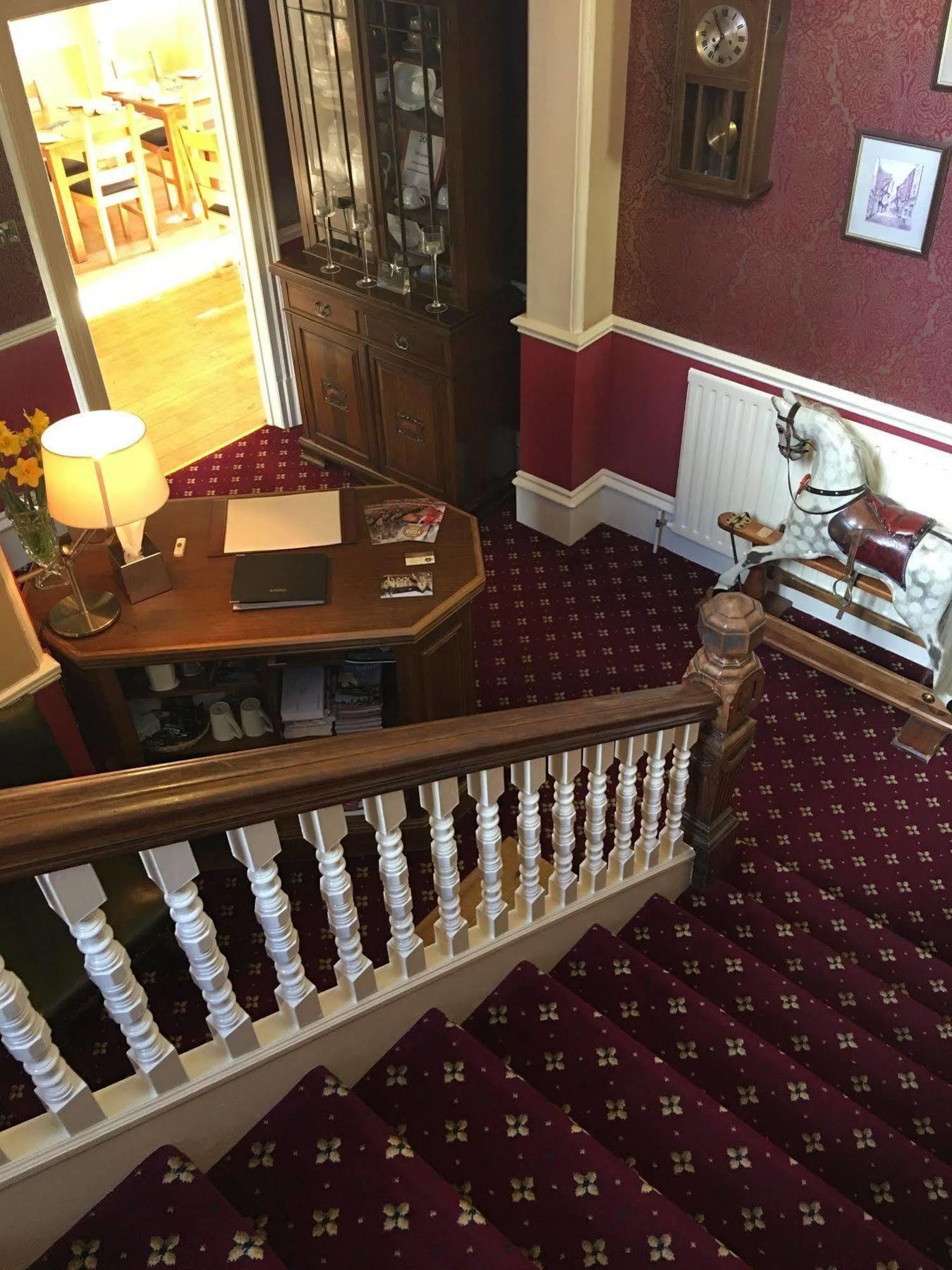 Bishops Guest 5*